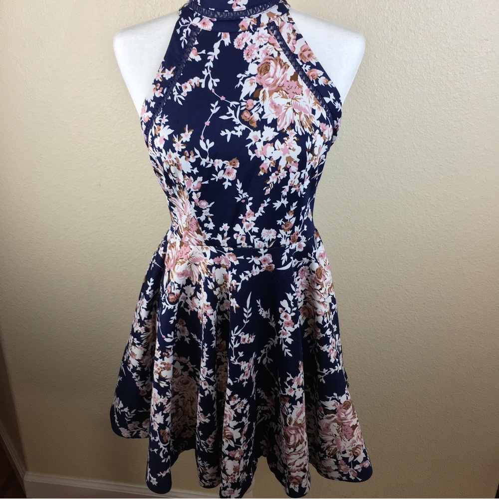 B. Darlin Navy Blue White Rose Floral Halter Skater Dress Size 9/10